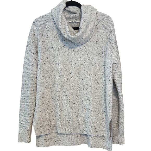 Athleta Cashmere Cowl Neck Sweater High-low Oversized Light Gray size Medium - Picture 2 of 12